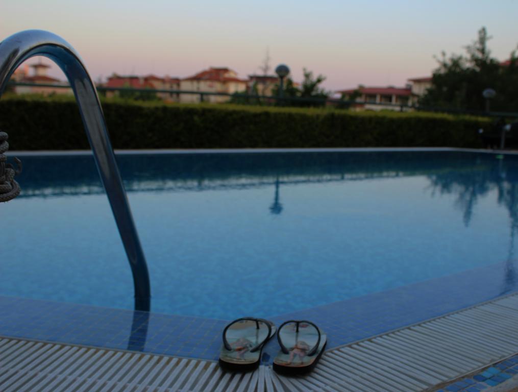 Milennia Family Hotel Slăntjev Brjag Exteriör bild