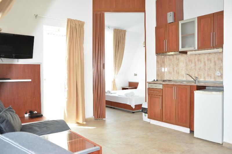 Milennia Family Hotel Slăntjev Brjag Rum bild